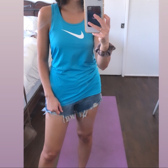 Nike Blue Razorback Tank - Picture 4 of 4